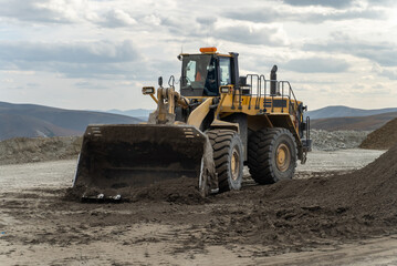 The loader is working near the filtration shop.