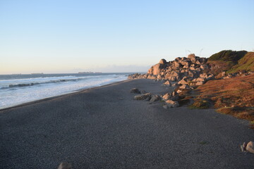Rocas de santo domingo, litoral central de Chile, Región de Valparaíso.