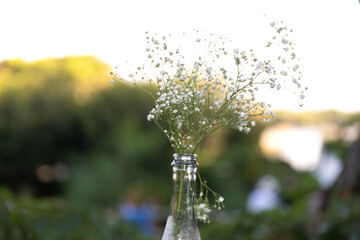 Simple, no clutter boho table bouquet