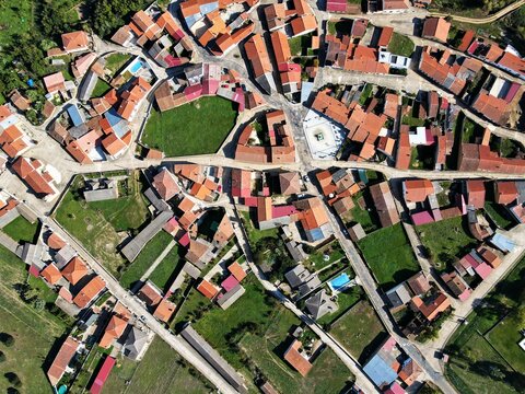 Vista aerea de urbanizacion en Espa&ntilde;a