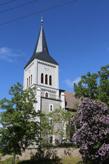 Fototapeta na wymiar Kirche in Plötzkau im Salzlandkreis