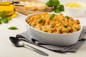 Traditional North American dish. Baked pasta with cheese.