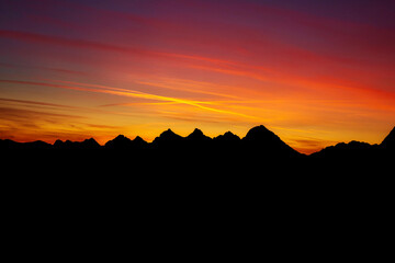 Morgenstimmung am Mindelheimer Klettersteig mit Blick zur Hornbachkette.