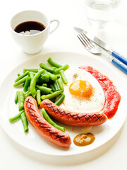 Egg sausages and green beans