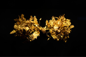 Ancient Greek pure gold crown with oak leaves and central figure of an angel. 3rd century BCE. © gokhan