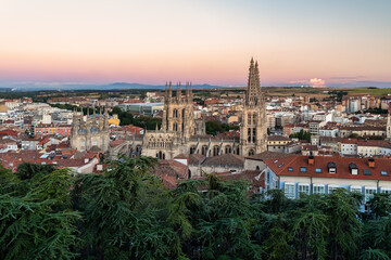 Fototapeta na wymiar aerial view of the cathedral and the city of Burgos, Spain - golden hour.