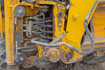 Excavator pressure pipes system