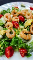 salad with shrimps
