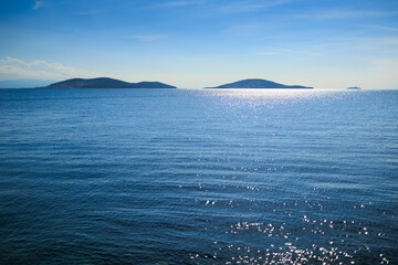 Fototapeta na wymiar Seascape overlooking the coast of Turkey on a summer day.