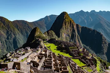 Crédence de cuisine en verre imprimé Machu Picchu Iconic photo of Macchu piccu on a sunny day