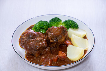 ビーフシチュー