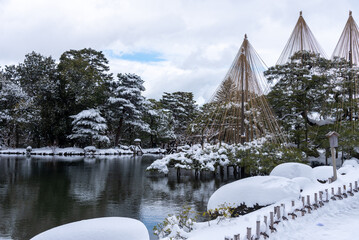 兼六園の池