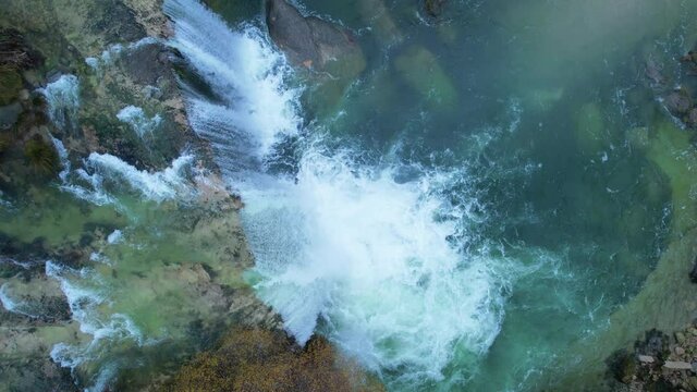 Pe&ntilde;on waterfall on the Jerea river in Pedrosa de Tobalina. Tobalina Valley, Las Merindades, Burgos, Castilla y Leon, Spain, Europe