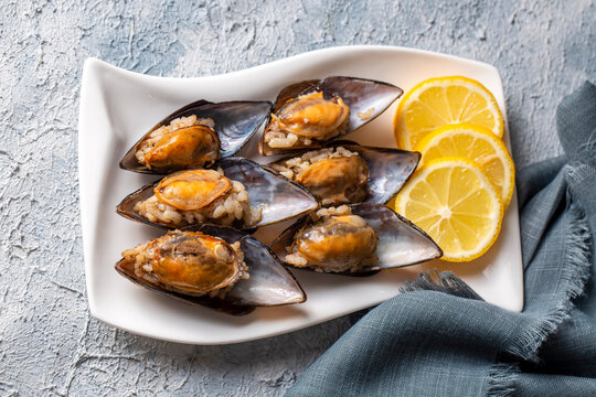 Turkish Street Food Stuffed Mussels with Lemon - Midye Dolma