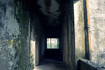 Fototapeta na wymiar abandoned building 