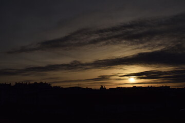 Por do Sol sobre Cidade