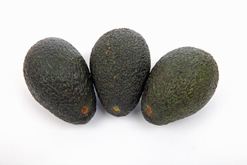 Drei Avocados