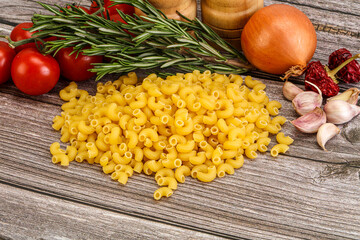 Raw Italian wheat pasta - Chifferi rigati