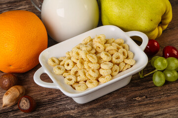 Breakfast with corn rings and milk