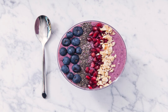 Smoothie bowl berry healthy