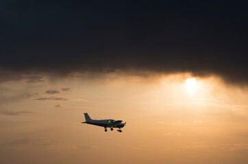 Fototapeta na wymiar detail of little aereoplane in the sky