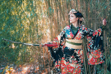 Donna Italiana Chimono Geisha Japan China	
