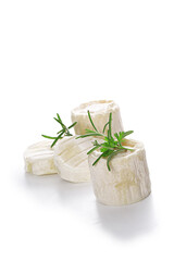 fromage sur fond blanc, camembert	