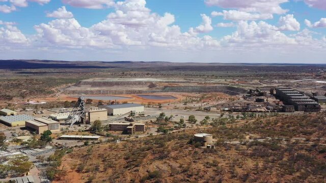 Broken Hill outback arid semi-desert with operating mineral ore mines 4k.
