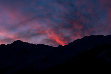 美しい冬山の風景
