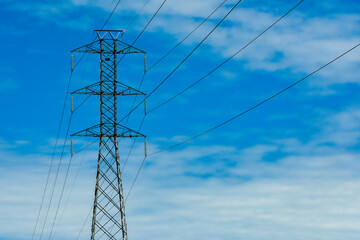 Transmissão de energia de uma usina para uma cidade
