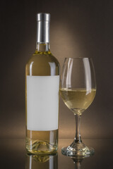 bodegón, vino, torrontés, botellas, copas