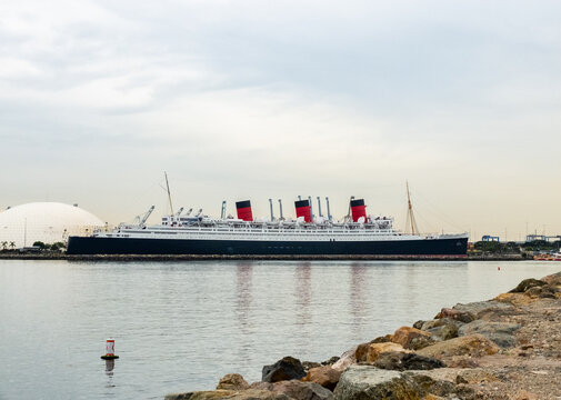 Queen Mary Ship Is Still Amazing In The Long Beach Harbor