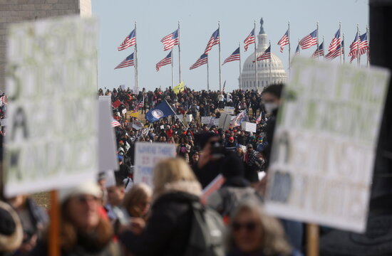 Anti-vaccine mandate protesters march in Washington D.C.