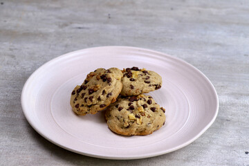 chocolate chip cookies
