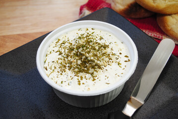 Creamy Spreadable Cheese Made with Garlic and Herbs