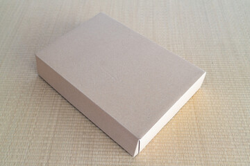 ポストに投函できるサイズの段ボール