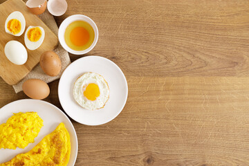 Cooking eggs in deferent way.
