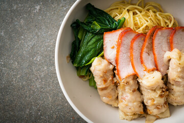 Barbecue Red Pork and Wonton Noodles with Soup