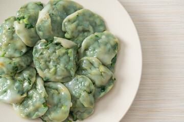 steamed chives dumplings with sauce