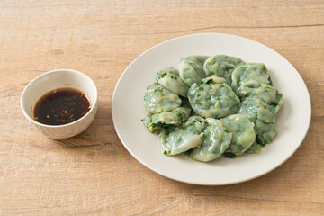 steamed chives dumplings with sauce