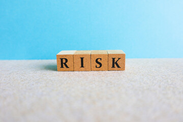 RISKのアルファベット文字ブロック