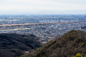 栃木百名山 大小山の風景　登山道から観る足利市