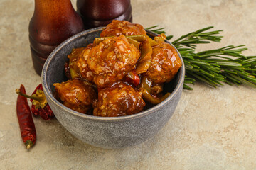 Meat ball in tomato sauce