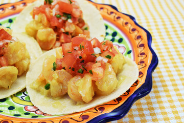 Shrimp tacos
エビのタコス