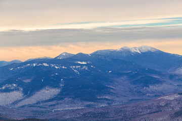 Fototapeta na wymiar Whinter in the White Mountains, New Hampshire