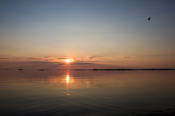 Fototapeta na wymiar Sunset on sea