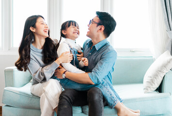 asian family pictures at home - obrazy, fototapety, plakaty