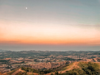 The view of the mountain is breathtaking.