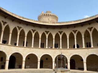 Cour de bâtiment 