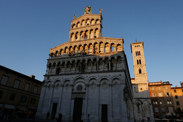 Fototapeta na wymiar campanile di sestieri